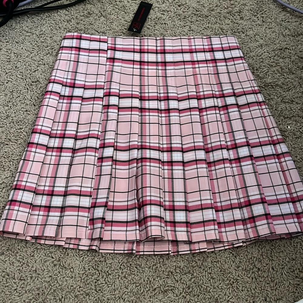 No boundaries small pink skirt
